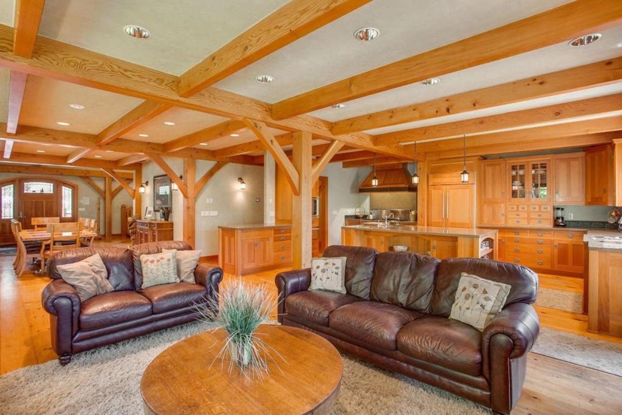Snowgrass Lodge - River, Mountain Views & Hot Tub Leavenworth Exterior foto