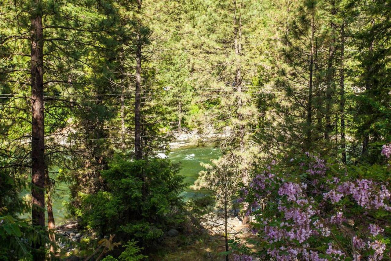 Snowgrass Lodge - River, Mountain Views & Hot Tub Leavenworth Exterior foto